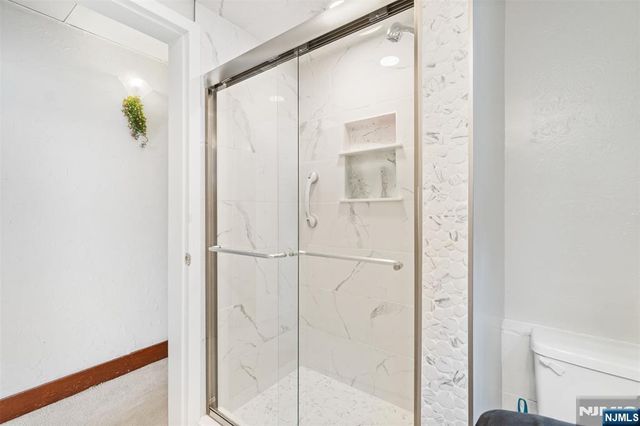 430 Central Avenue, Harrison, NJ 07029