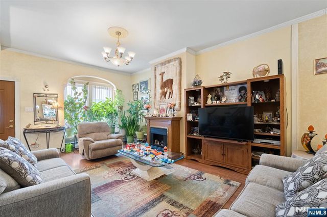 430 Central Avenue, Harrison, NJ 07029