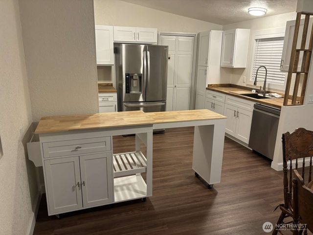 12615 NE 189th Street, Bothell, WA 98011