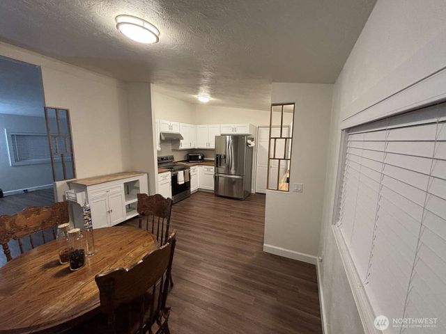 12615 NE 189th Street, Bothell, WA 98011