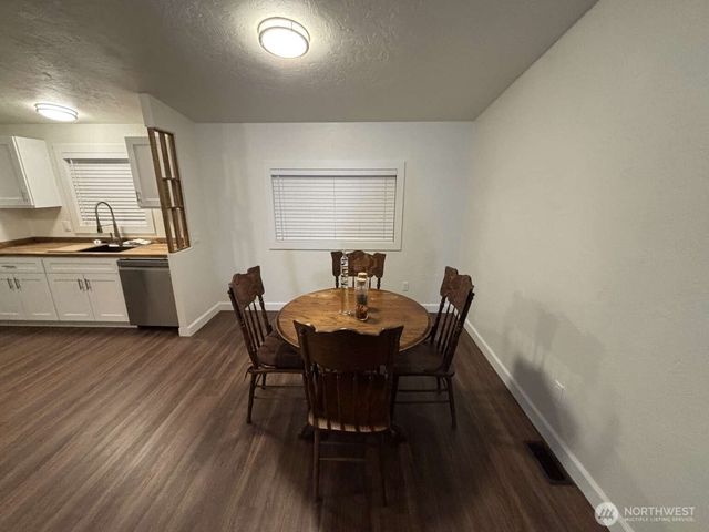 12615 NE 189th Street, Bothell, WA 98011