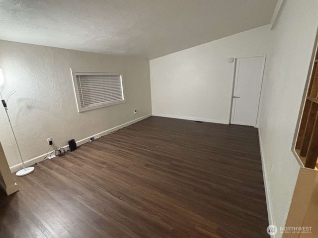 12615 NE 189th Street, Bothell, WA 98011