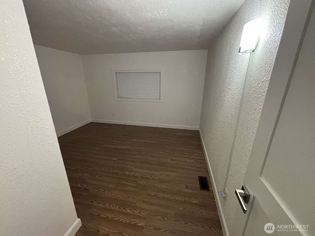 12615 NE 189th Street, Bothell, WA 98011