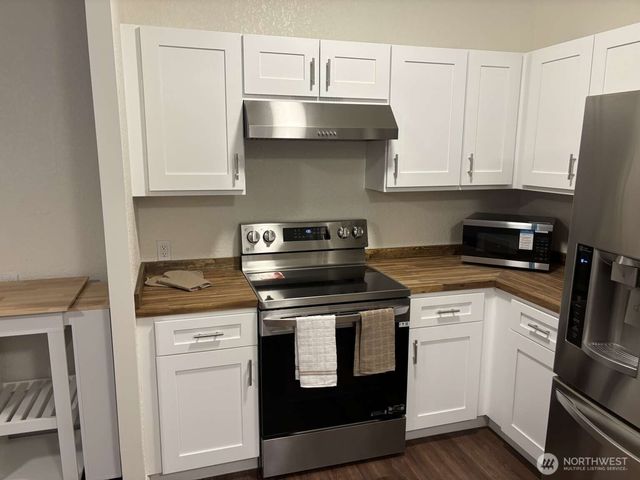 12615 NE 189th Street, Bothell, WA 98011
