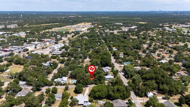 408 East ST, Buda, TX 78610