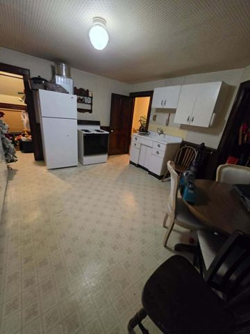 1420 Hawthorne AVENUE, Two Rivers, WI 54241