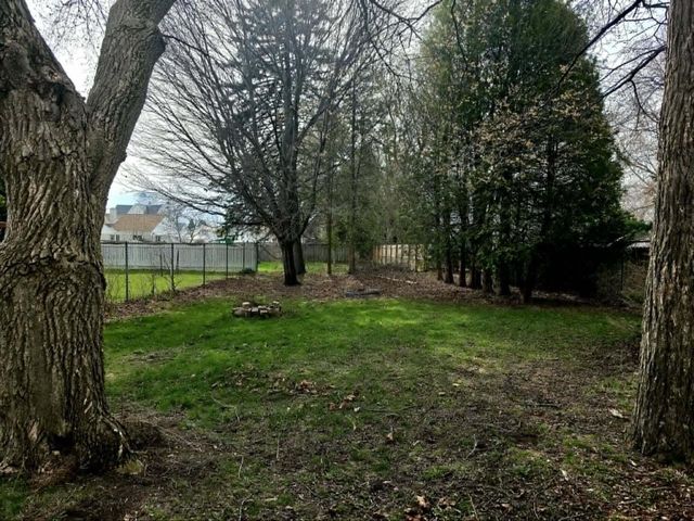 1420 Hawthorne AVENUE, Two Rivers, WI 54241