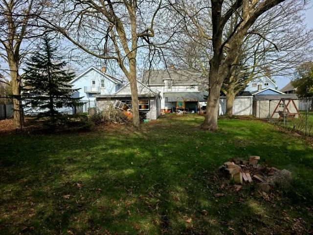 1420 Hawthorne AVENUE, Two Rivers, WI 54241
