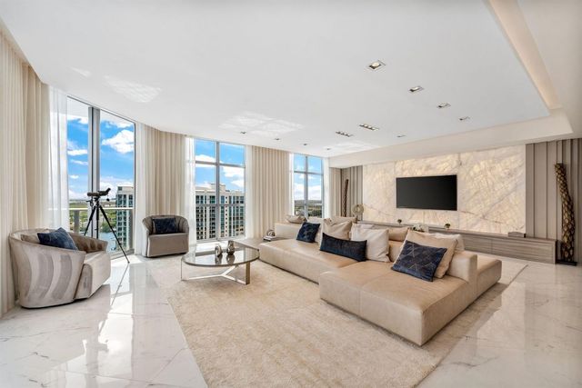 17301 Biscayne Boulevard Ph-7, North Miami Beach, FL 33160