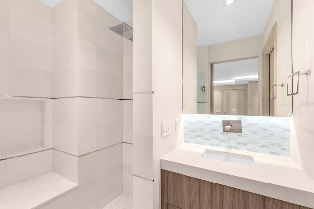 17301 Biscayne Boulevard Ph-7, North Miami Beach, FL 33160