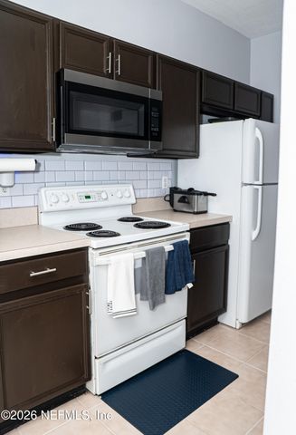 7990 BAYMEADOWS Road E 530, Jacksonville, FL 32256