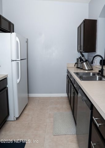 7990 BAYMEADOWS Road E 530, Jacksonville, FL 32256