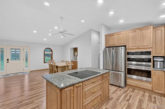 8655 Joey Drive, Putnam Township, MI 48169
