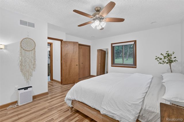 8655 Joey Drive, Putnam Township, MI 48169