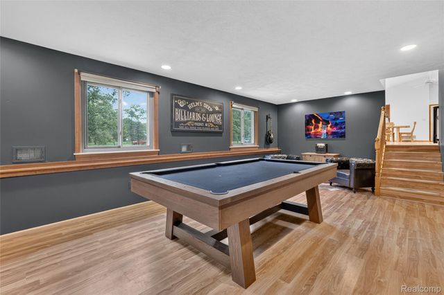 8655 Joey Drive, Putnam Township, MI 48169