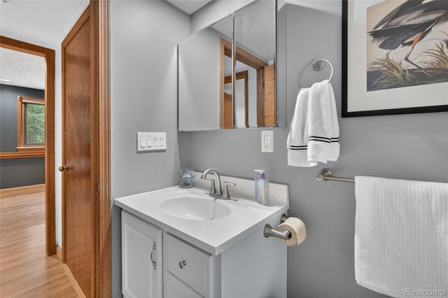 8655 Joey Drive, Putnam Township, MI 48169