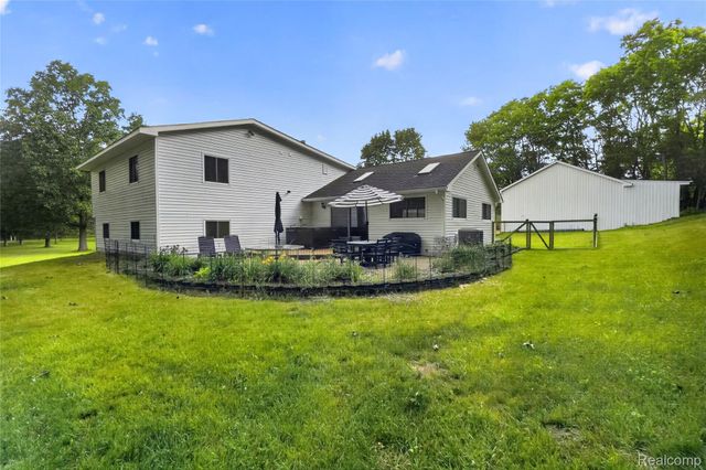 8655 Joey Drive, Putnam Township, MI 48169