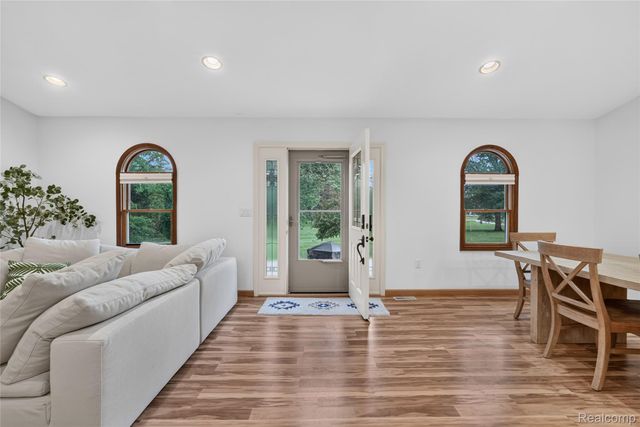 8655 Joey Drive, Putnam Township, MI 48169