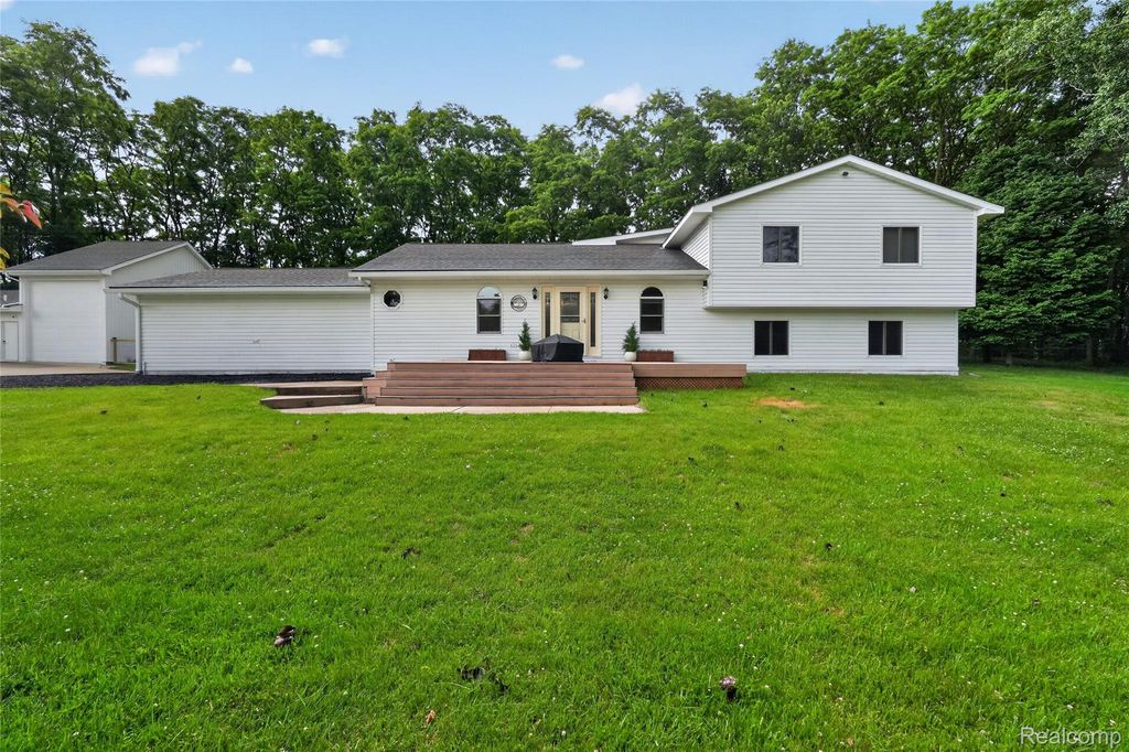 8655 Joey Drive, Putnam Township, MI 48169