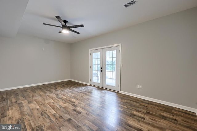 728 BLUE JAY RD, Harrisburg, PA 17111