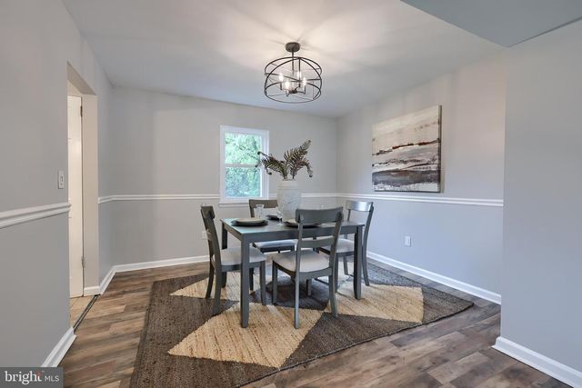 728 BLUE JAY RD, Harrisburg, PA 17111