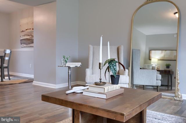 728 BLUE JAY RD, Harrisburg, PA 17111