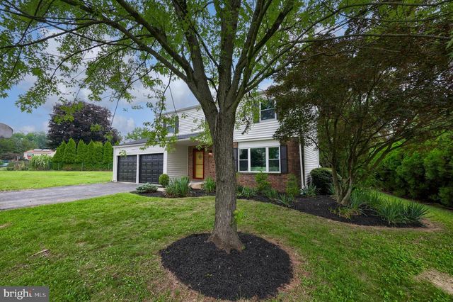 728 BLUE JAY RD, Harrisburg, PA 17111