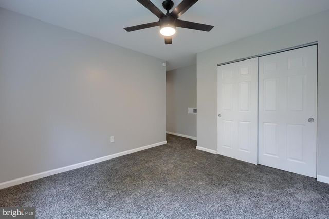 728 BLUE JAY RD, Harrisburg, PA 17111