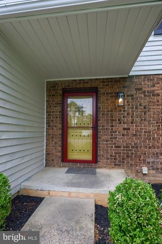 728 BLUE JAY RD, Harrisburg, PA 17111