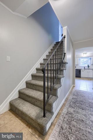 728 BLUE JAY RD, Harrisburg, PA 17111