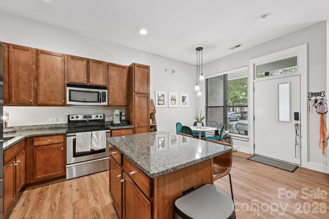 3437 Steel Yard Court, Charlotte, NC 28205