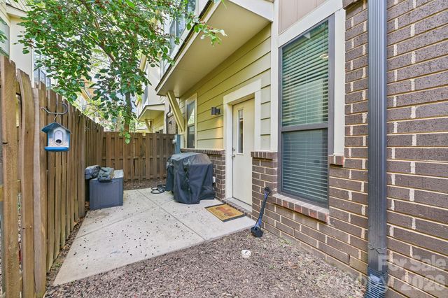 3437 Steel Yard Court, Charlotte, NC 28205