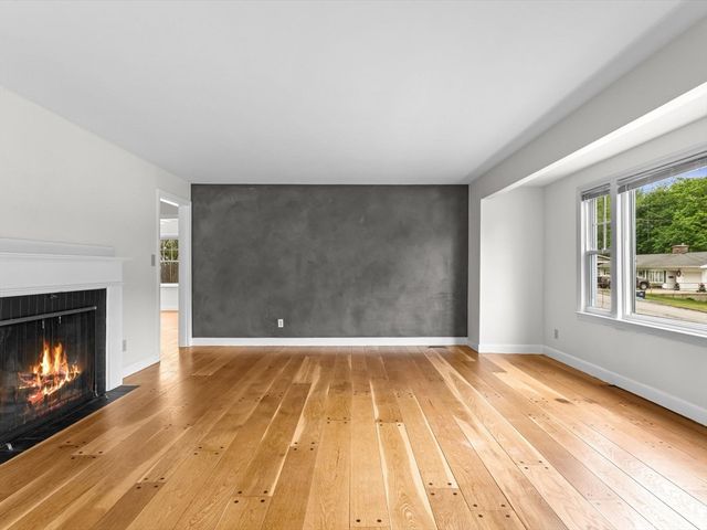 172 Crescent Street, Shrewsbury, MA 01545