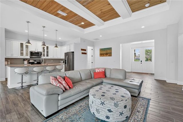 118 Bermuda RD N, Marco Island, FL 34145
