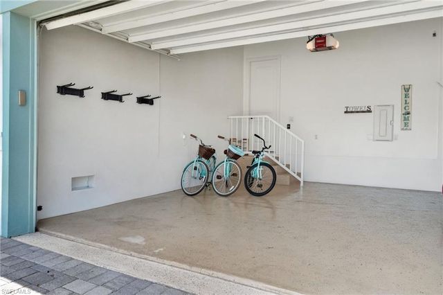 118 Bermuda RD N, Marco Island, FL 34145