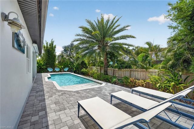 118 Bermuda RD N, Marco Island, FL 34145