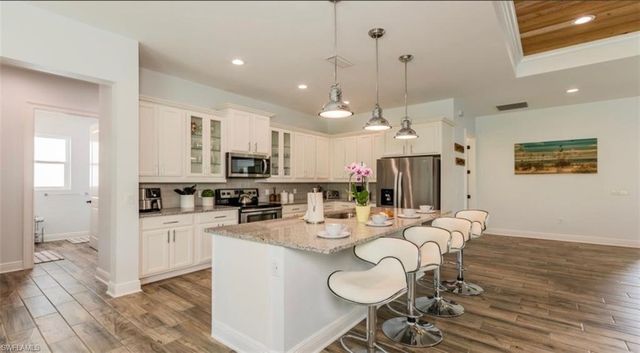 118 Bermuda RD, Marco Island, FL 34145