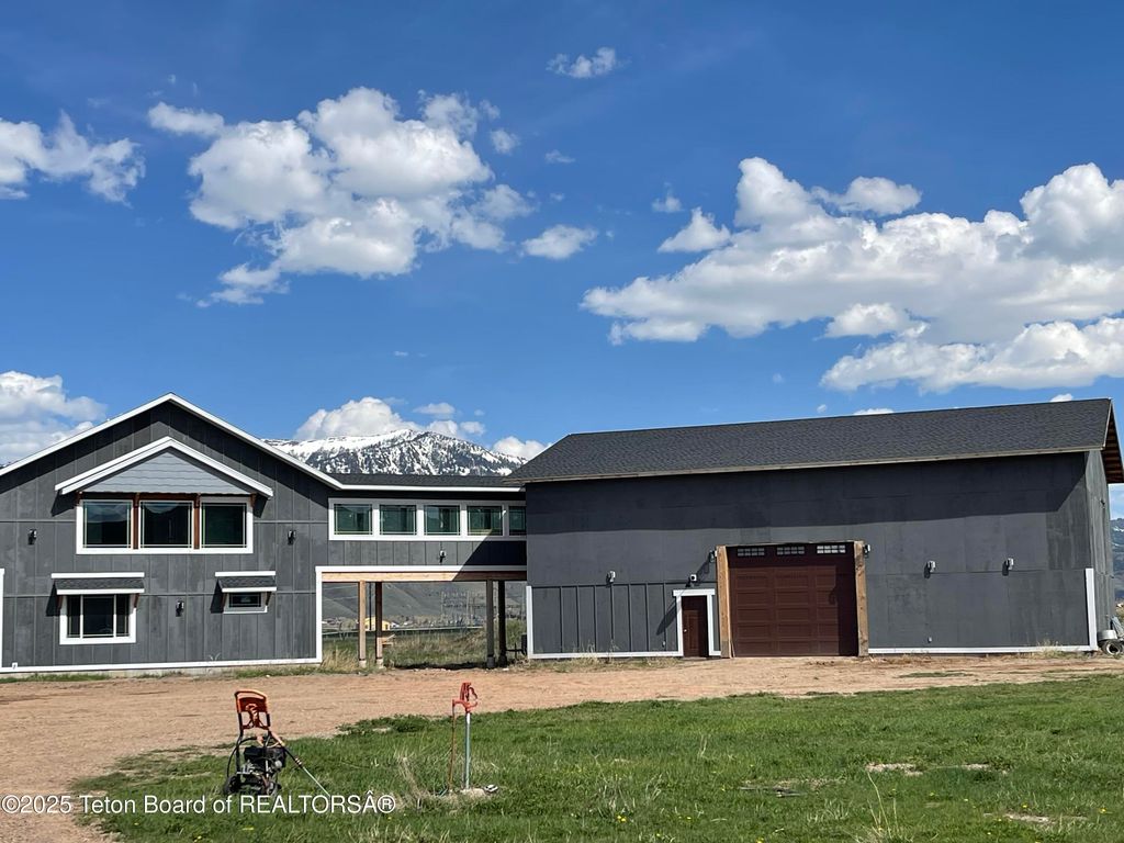 5860 BITTER CREEK Road, Afton, WY 83110 photo 9