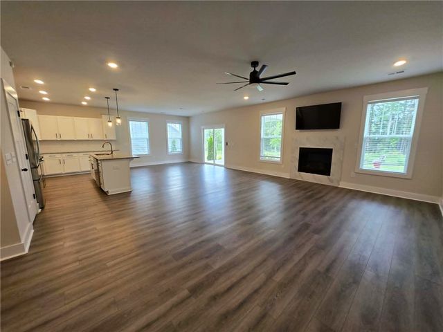 221 Summerall Lane, Seneca, SC 29678