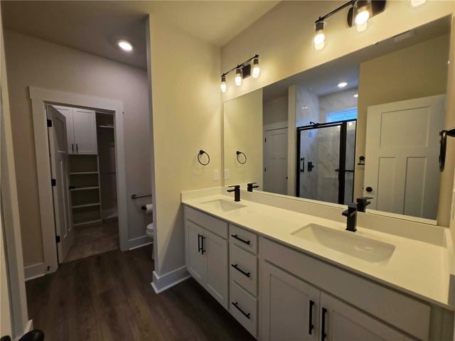 221 Summerall Lane, Seneca, SC 29678