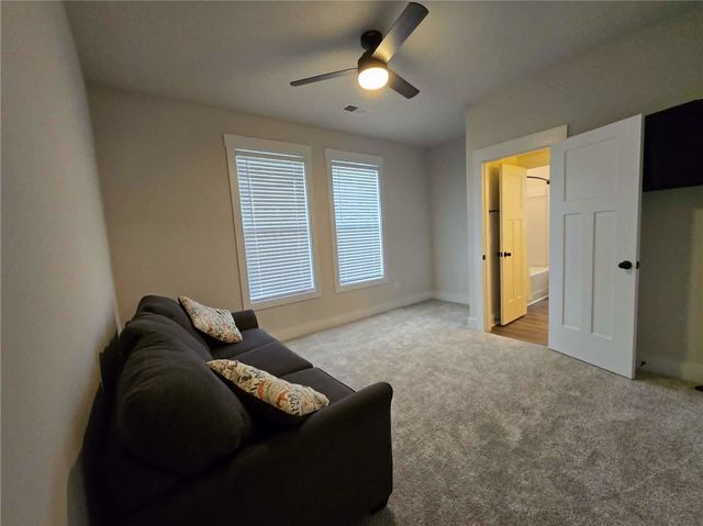 221 Summerall Lane, Seneca, SC 29678