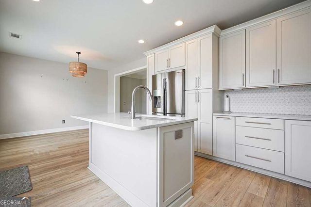 231 S Village Square, Canton, GA 30115