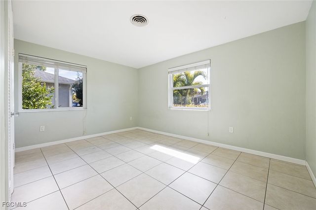 2307 Flora AVE, Fort Myers, FL 33907