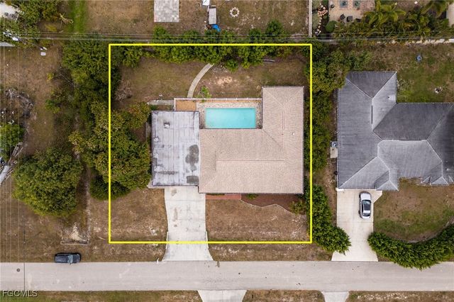 2307 Flora AVE, Fort Myers, FL 33907