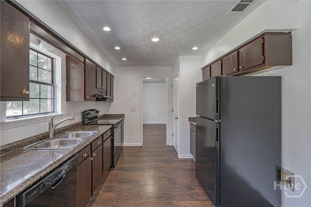 127 John Glenn Drive, Rincon, GA 31326