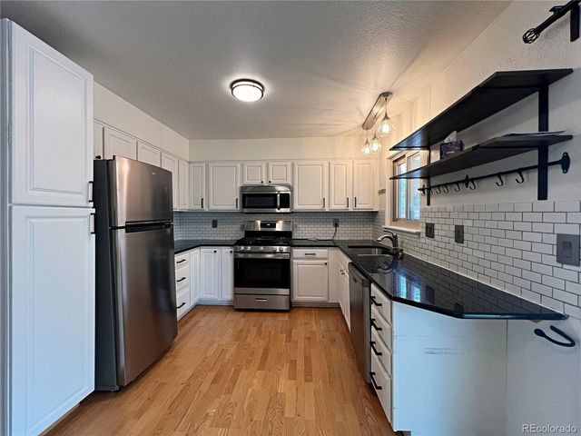 3687 S Norfolk Way, Aurora, CO 80013