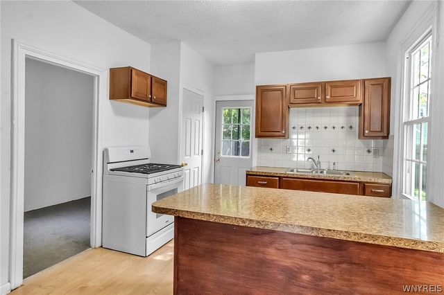 193 Weimar Street, Buffalo, NY 14206