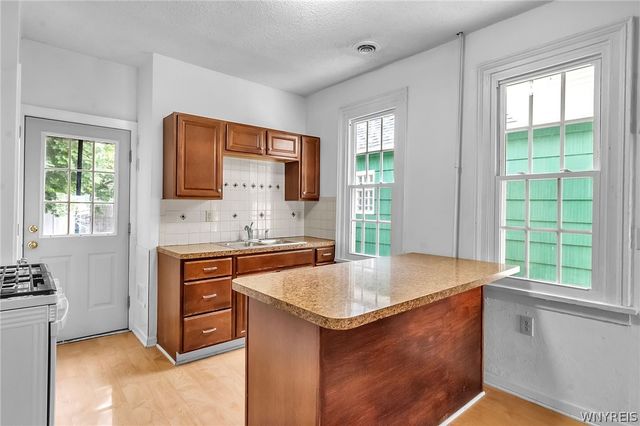 193 Weimar Street, Buffalo, NY 14206