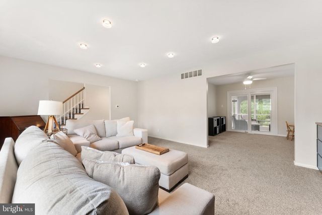 1833 W POINT DR, Cherry Hill, NJ 08003