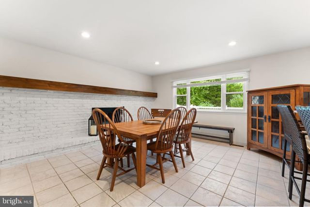 1833 W POINT DR, Cherry Hill, NJ 08003